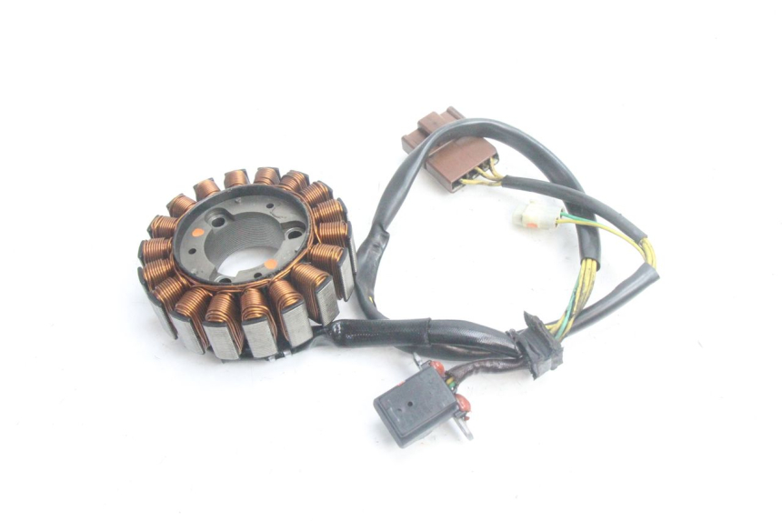 photo de STATOR PEUGEOT SATELIS 125 (2006 - 2009) - Fixing points details