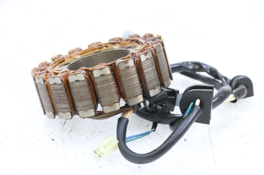 photo de STATOR YAMAHA TDM ABS 900 (2002 - 2014) - Alternative perspective