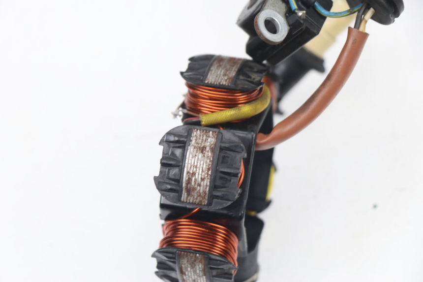 photo de STATOR PEUGEOT TREKKER TKR 50 (2005 - 2014) - Alternative perspective