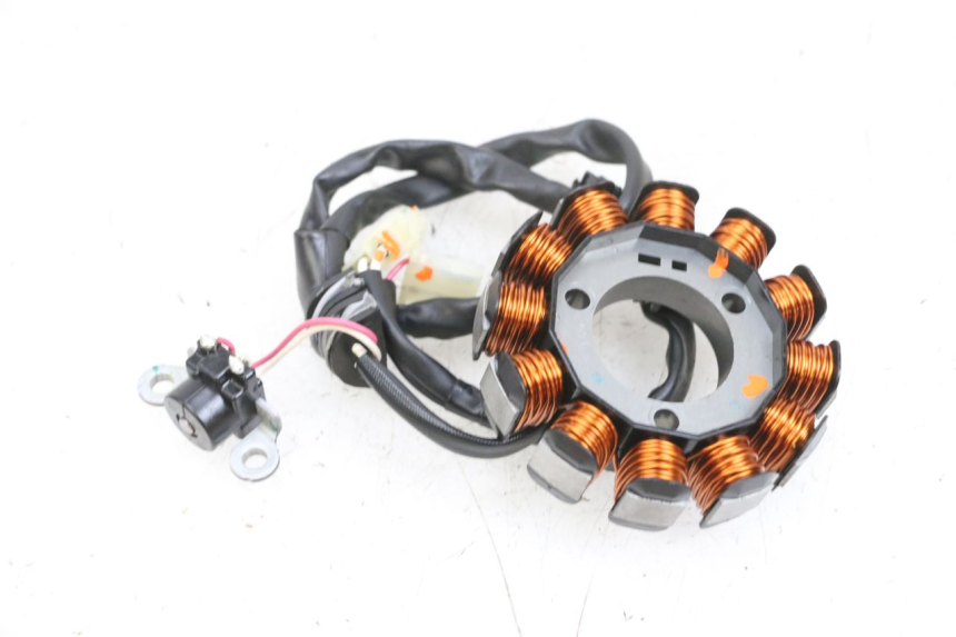 photo de STATOR YAMAHA TRICITY 300 (2020 - 2024) - Surface and material condition