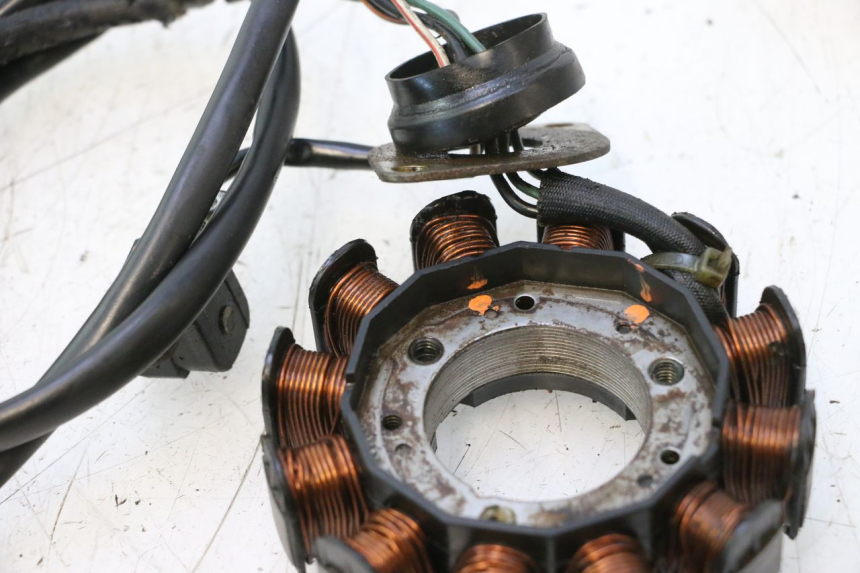 photo de STATOR YAMAHA WAVE RUNNER GP R 1200 (2000 - 2003) - Technical close-up