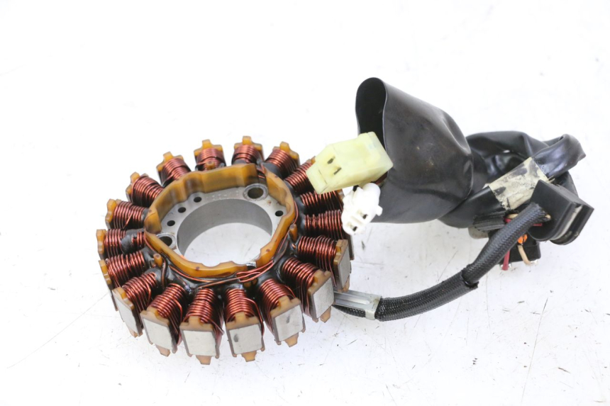 photo de STATOR YAMAHA X-MAX XMAX 250 (2006 - 2009) - Technical close-up