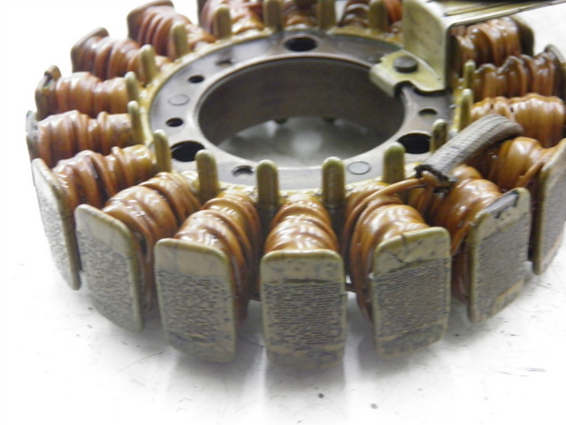 photo de STATOR YAMAHA X-CITY XCITY 125 (2007 - 2013) - Fixing points details