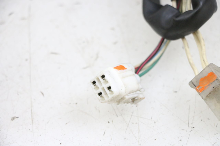 photo de STATOR YAMAHA YP MAJESTY 125 (2002 - 2006) - Fixing points details