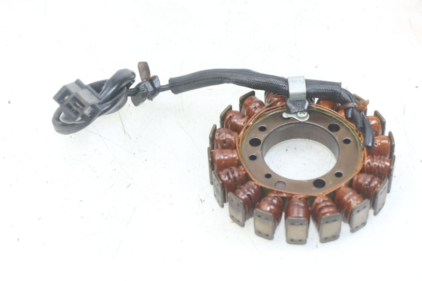 photo de STATOR KAWASAKI ZX-6R ZX6R 600 (1995 - 1997) - Alternative perspective
