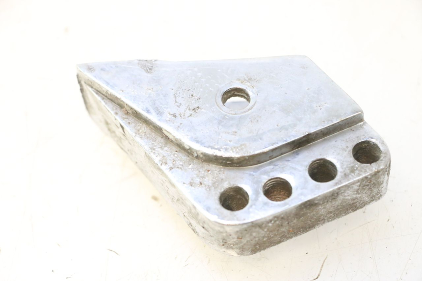 photo de SHOCK ABSORBER MOUNT PEUGEOT TREKKER 50 (1995 - 2004) - Component detail