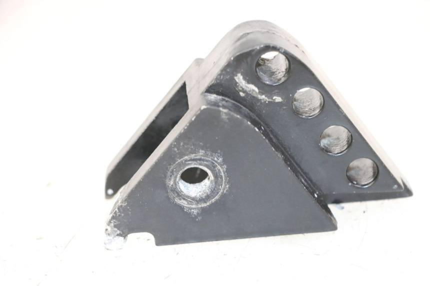 photo de SHOCK ABSORBER MOUNT YAMAHA AEROX 50 (1997 - 2006) - Alternative perspective