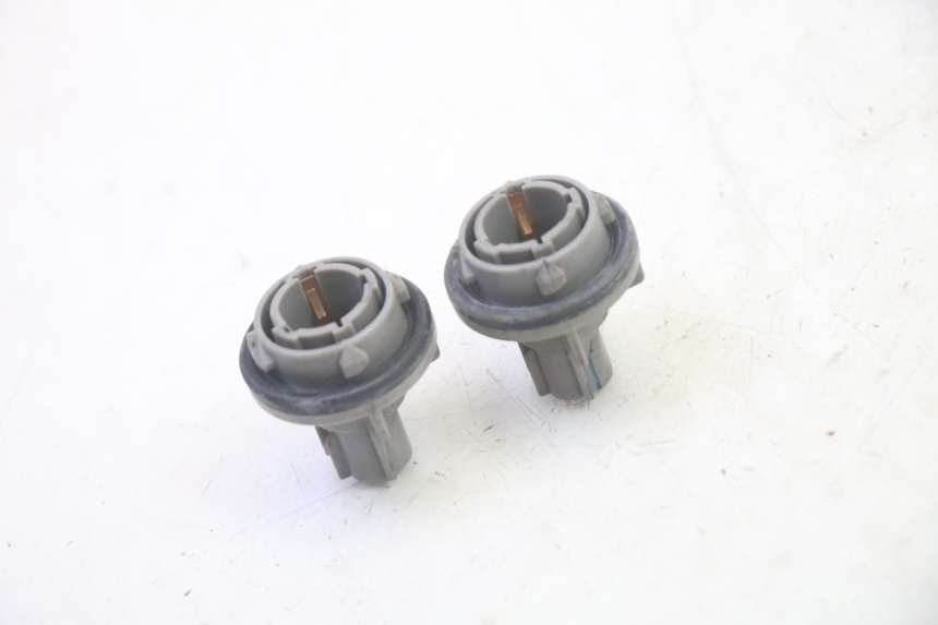 photo de BULB HOLDER SUZUKI BURGMAN 125 (2007 - 2014) - Main view