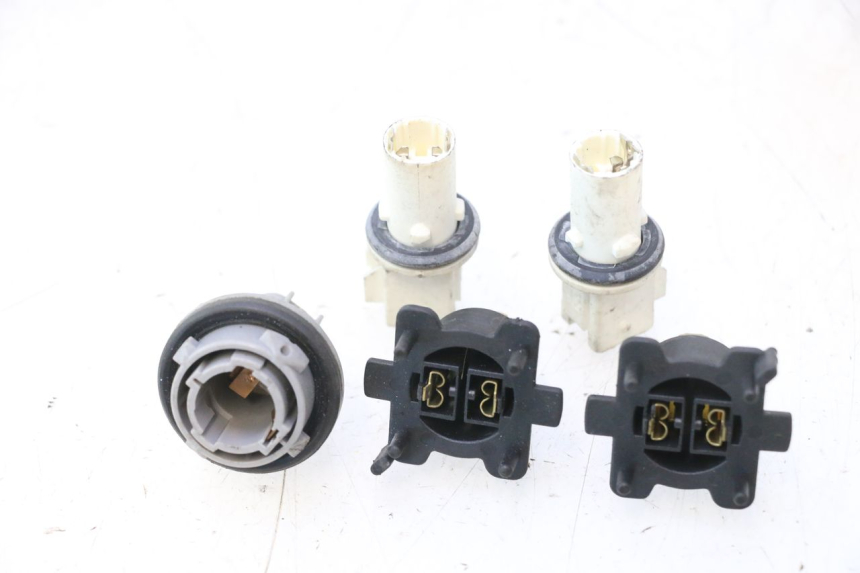 photo de BULB HOLDER SUZUKI BURGMAN 125 (2007 - 2014) - Main view