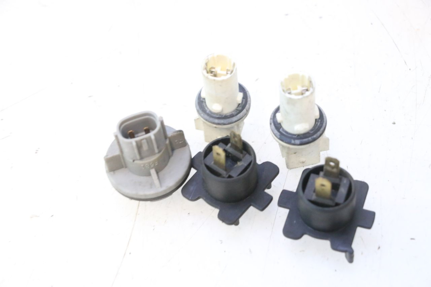 photo de BULB HOLDER SUZUKI BURGMAN 125 (2007 - 2014) - Component detail
