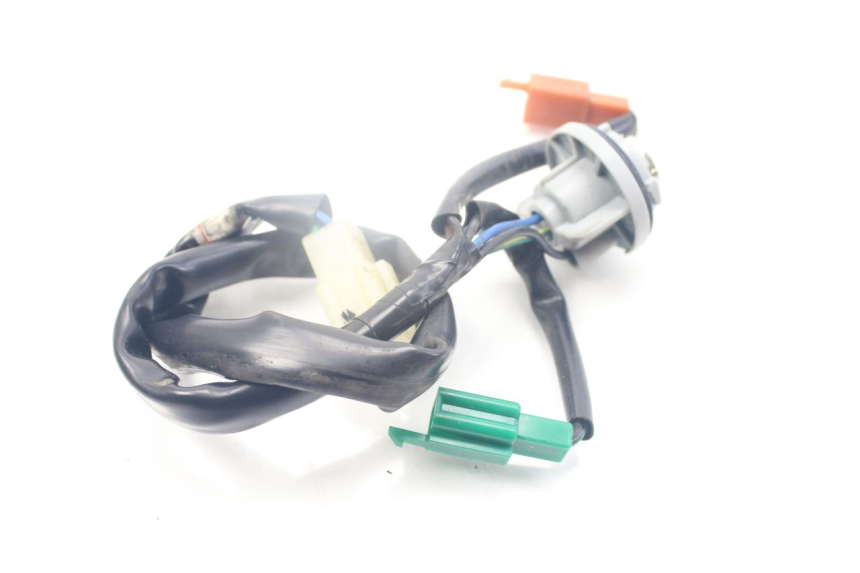 photo de BULB HOLDER YAMAHA BW'S BWS 125 (2010 - 2013) - Technical close-up