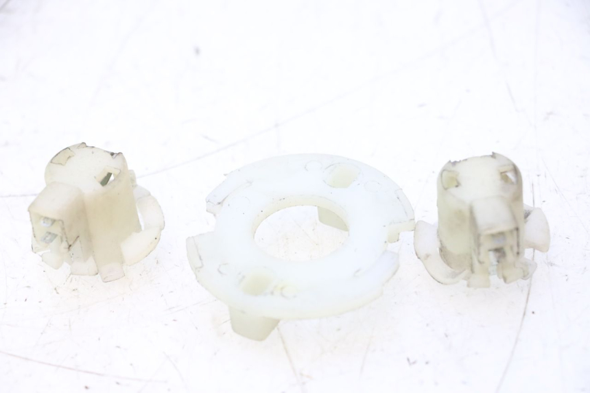 photo de BULB HOLDER PEUGEOT ELYSTAR 50 (2002 - 2014) - Component detail