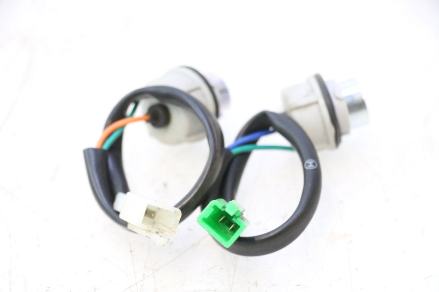 photo de BULB HOLDER PEUGEOT KISBEE 4T 50 (2010 - 2017) - Alternative perspective