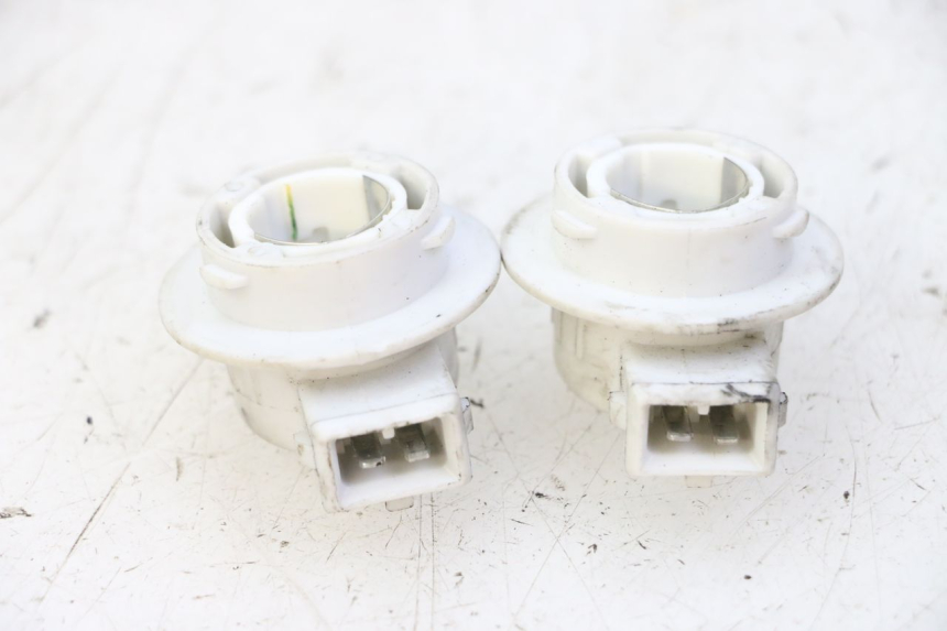 photo de BULB HOLDER PIAGGIO LXV 4T 50 (2009 - 2013) - Zoom on usage condition