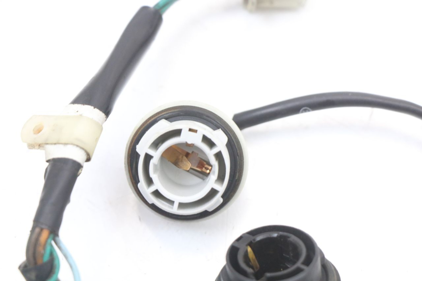 photo de BULB HOLDER HONDA NHX LEAD 110 (2008 - 2010) - Zoom on usage condition