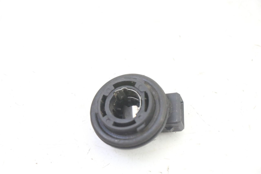 photo de BULB HOLDER PIAGGIO NRG POWER PUREJET 50 (2018 - 2021) - Component detail