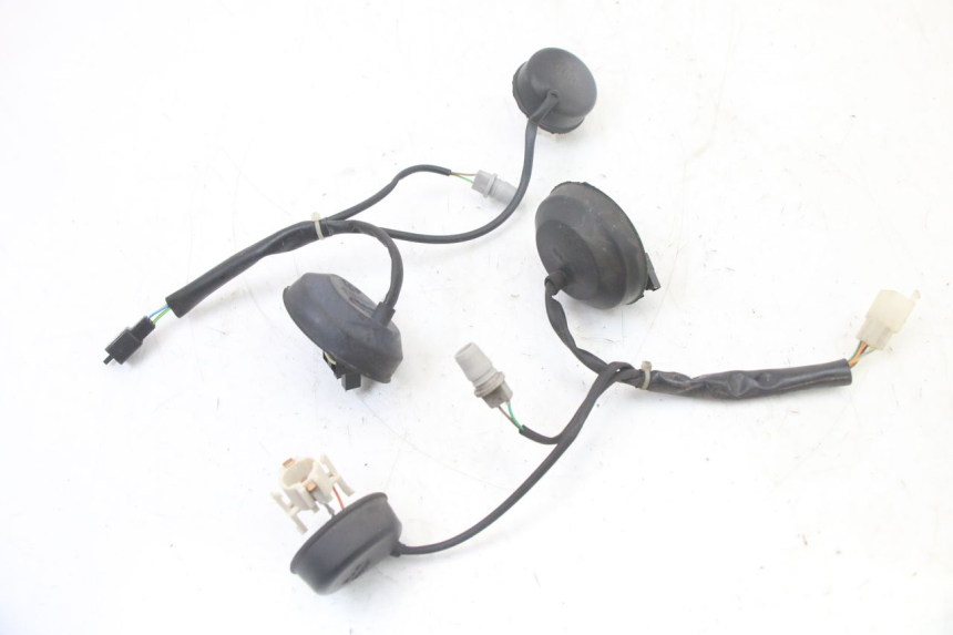 photo de BULB HOLDER PEUGEOT SATELIS COMPRESSOR K15 125 (2006 - 2009) - Component detail