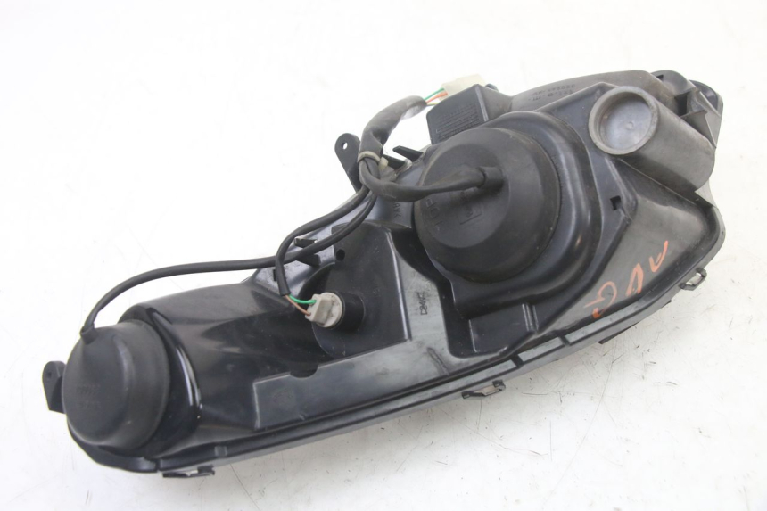 photo de BULB HOLDER PEUGEOT SATELIS COMPRESSOR K15 125 (2006 - 2009) - Surface and material condition