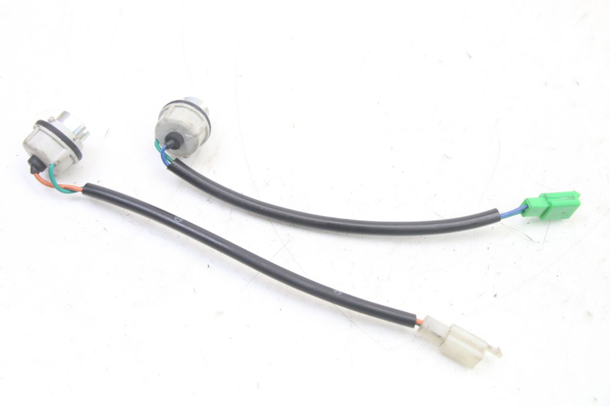 photo de BULB HOLDER PEUGEOT STREETZONE I 2T 50 (2018 - 2020) - Alternative perspective