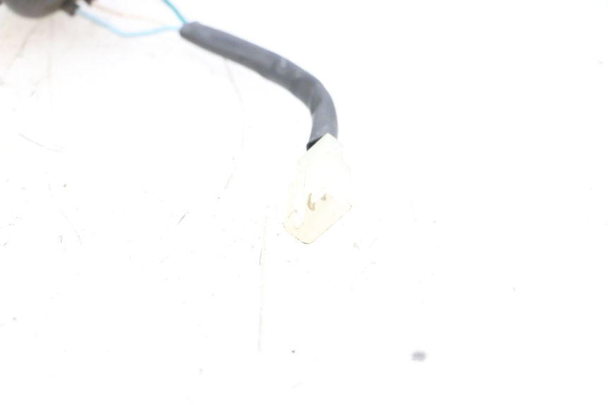 photo de BULB HOLDER PEUGEOT V-CLIC VCLIC 50 (2007 - 2013) - Zoom on usage condition