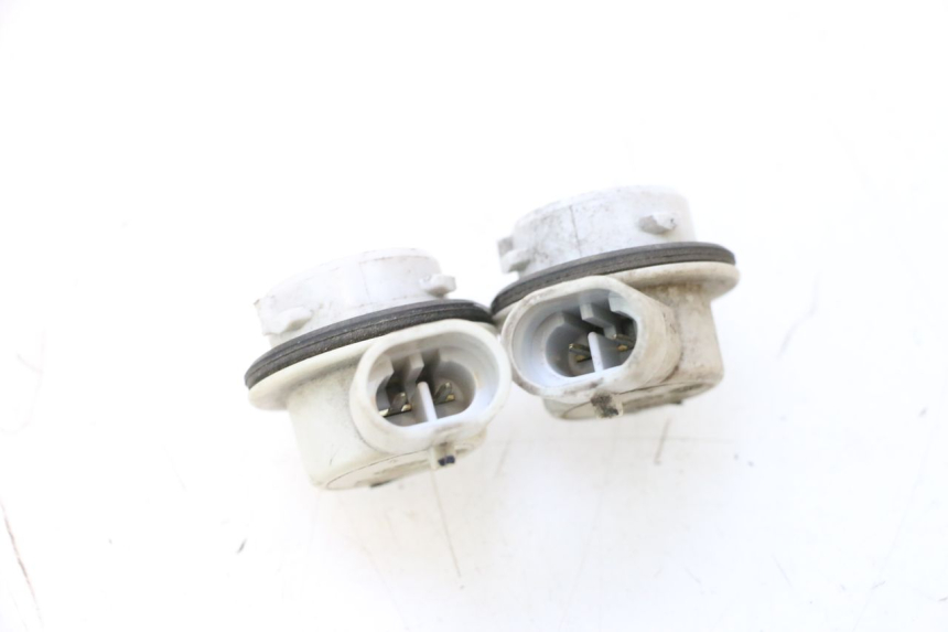 photo de BULB HOLDER YAMAHA X-MAX XMAX 125 (2010 - 2013) - Zoom on usage condition