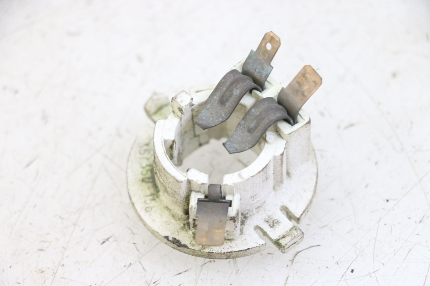 photo de BULB HOLDER YAMAHA BW'S NG NEXT GENERATION 50 (1996 - 2003) - Zoom on usage condition