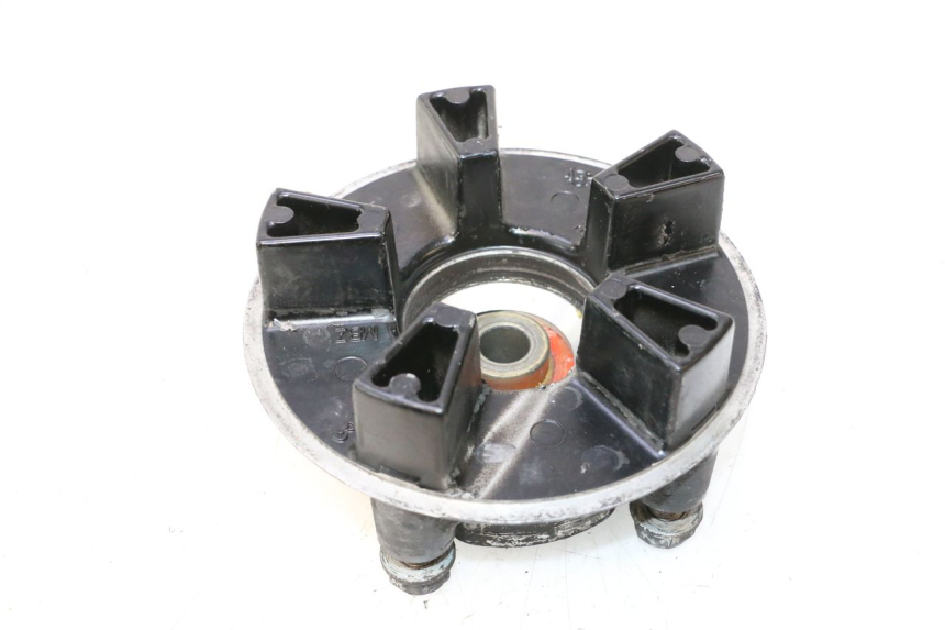 photo de SPROCKET MOUNT HONDA CB F HORNET 600 (2005 - 2006) - Zoom on usage condition