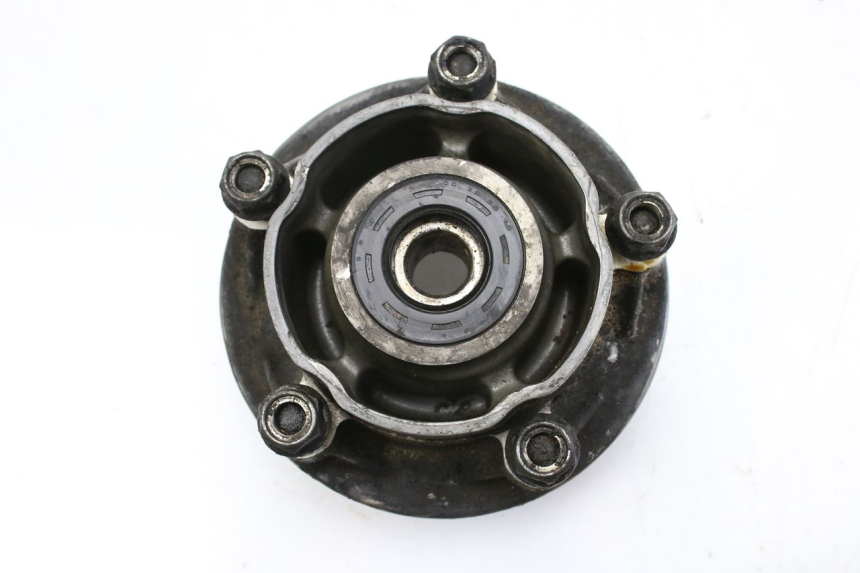 photo de SPROCKET CARRIER HONDA CBF 500 (2004 - 2007) - Alternative perspective