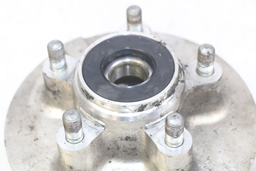 photo de SPROCKET CARRIER HONDA CBR F SC25 1000 (1989 - 1992) - Alternative perspective