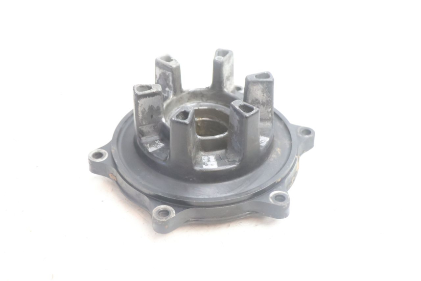 photo de SPROCKET MOUNT SUZUKI DR S 600 (1985 - 1989) - Technical close-up