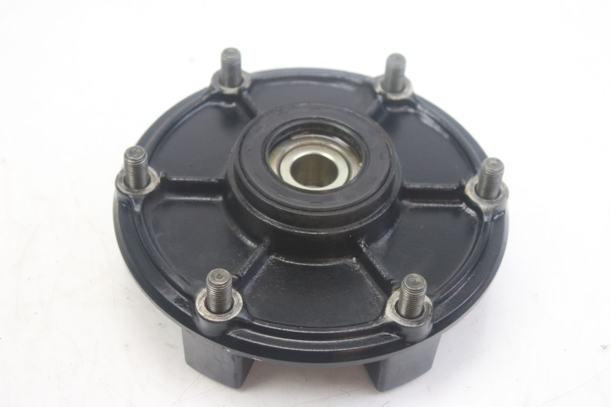 photo de SPROCKET CARRIER YAMAHA FZS FAZER 600 (1998 - 2001) - Fixing points details