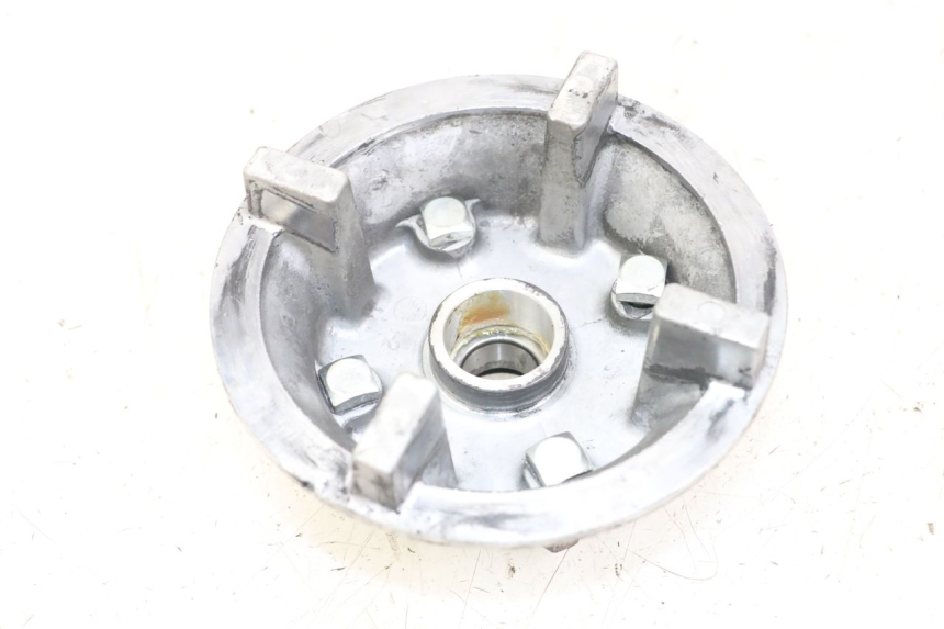 photo de SPROCKET MOUNT HYOSUNG GF 125 (2001 - 2005) - Component detail