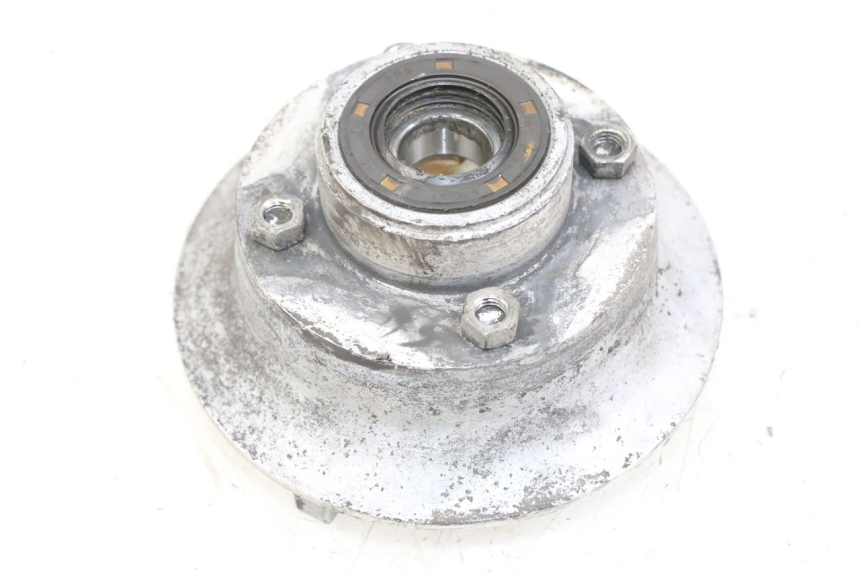 photo de SPROCKET MOUNT HYOSUNG GF 125 (2001 - 2005) - Alternative perspective