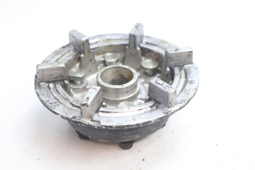 photo de SPROCKET MOUNT SUZUKI GSF N BANDIT 1200 (2001 - 2005) - Alternative perspective
