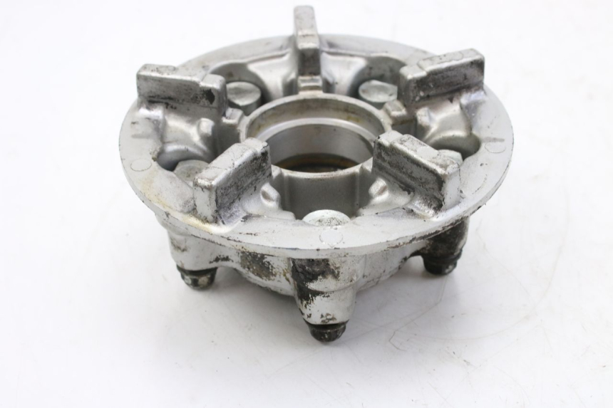 photo de SPROCKET CARRIER SUZUKI GSF S BANDIT 600 (2000 - 2004) - Alternative perspective