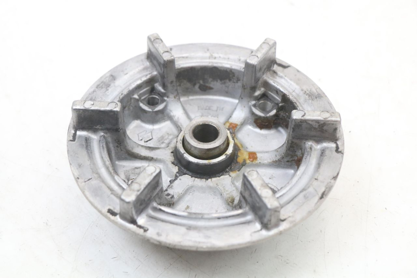 photo de SPROCKET MOUNT SUZUKI GSX E 250 (1982 - 1983) - Zoom on usage condition