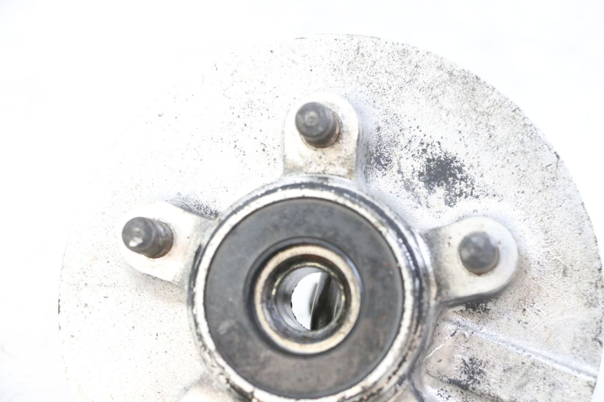 photo de SPROCKET MOUNT HONDA CBR F 1000 (1993 - 1996) - Alternative perspective