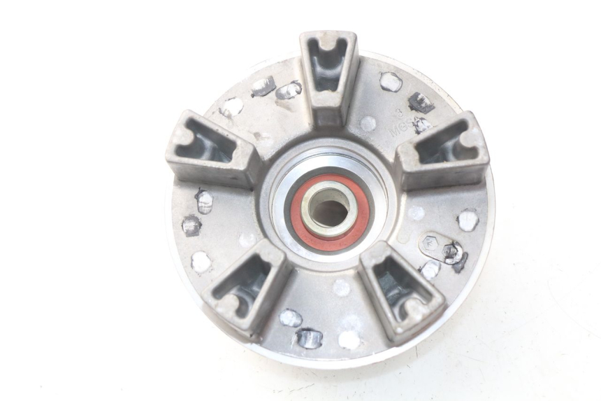 photo de SPROCKET MOUNT HONDA INTEGRA NC D 750 (2016 - 2018) - Zoom on usage condition