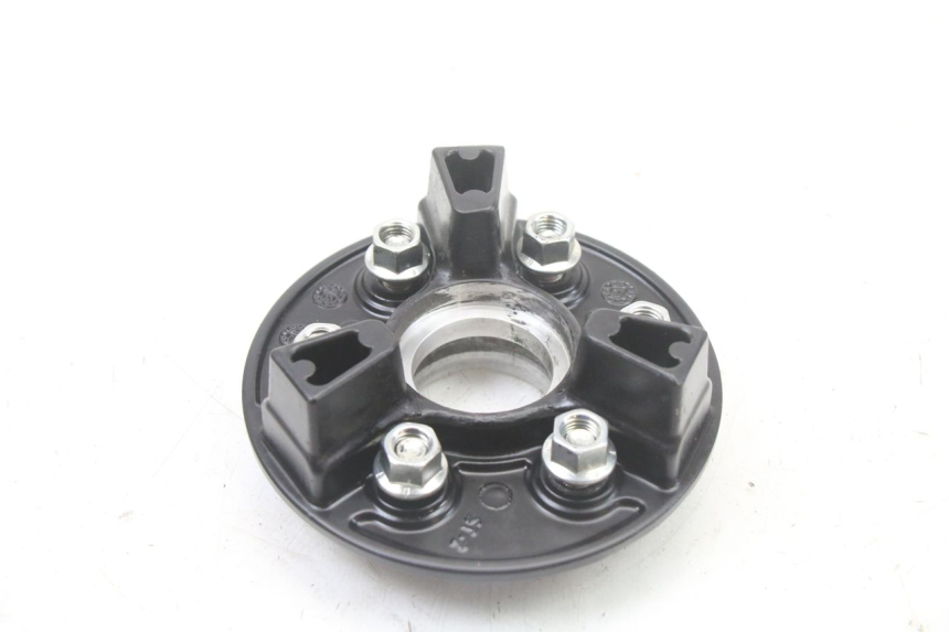 photo de SPROCKET MOUNT ROYAL ENFIELD HYMALAYAN 410 (2016 - 2023) - Surface and material condition