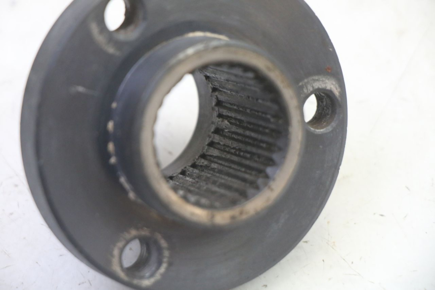 photo de SPROCKET MOUNT HYTRACK S 150 (2003 - 2011) - Alternative perspective