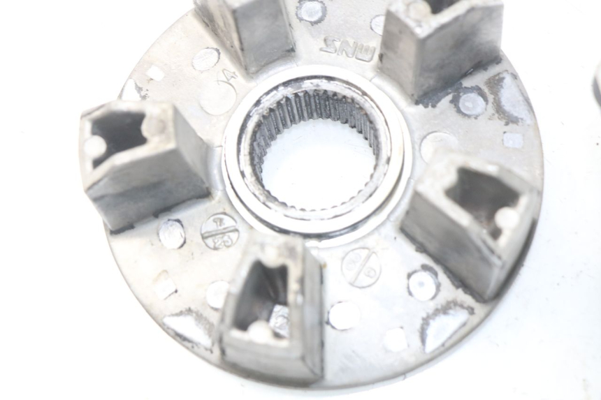 photo de SPROCKET MOUNT TRIUMPH SPRINT ST ABS 1050 (2005 - 2007) - Component detail