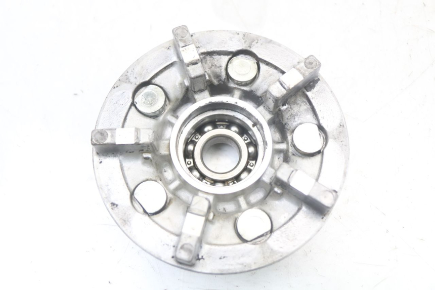 photo de SPROCKET MOUNT SUZUKI GS F 500 (2004 - 2007) - Main view