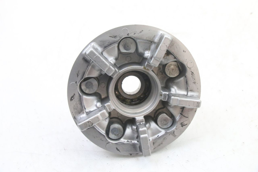 photo de SPROCKET CARRIER SUZUKI GSF S BANDIT 600 (2000 - 2004) - Main view