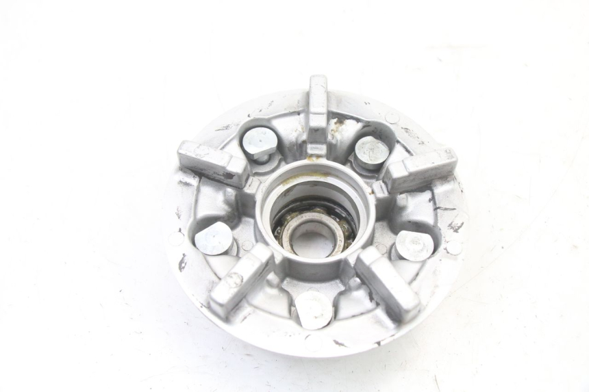 photo de SPROCKET CARRIER SUZUKI GSF S BANDIT 600 (2000 - 2004) - Component detail
