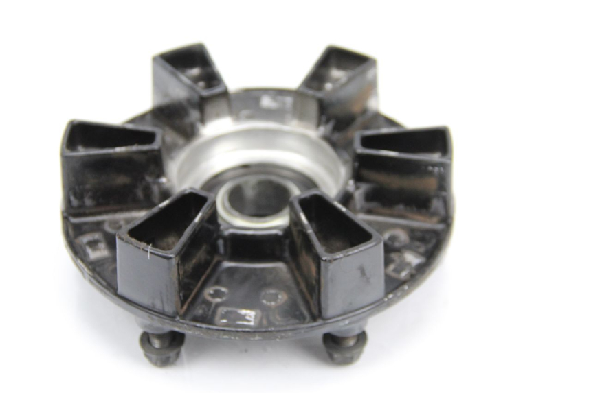 photo de SPROCKET MOUNT YAMAHA TDM ABS 900 (2002 - 2014) - Alternative perspective