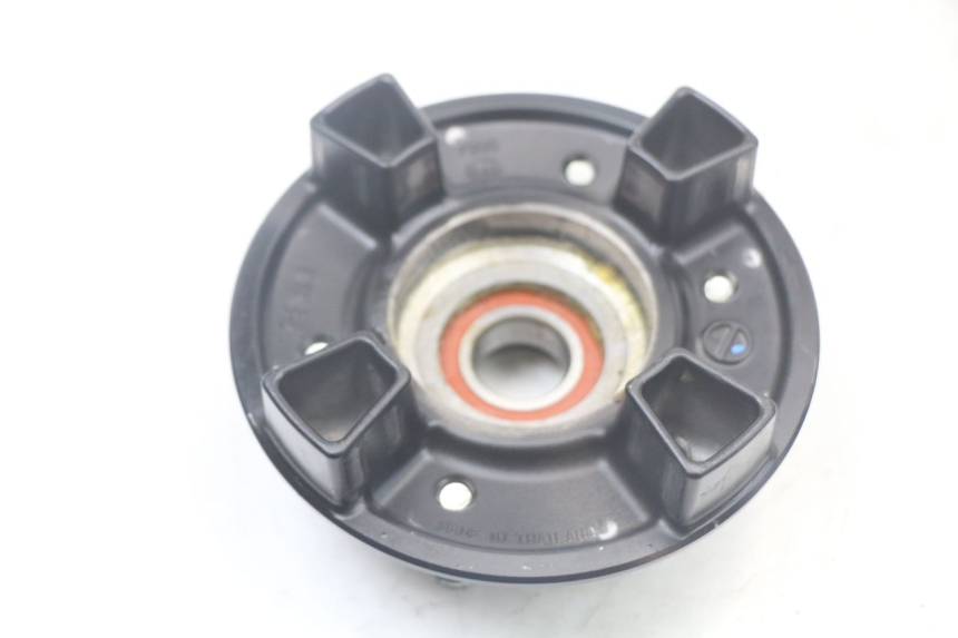 photo de SPROCKET CARRIER KAWASAKI VERSYS ABS 650 (2015 - 2018) - Technical close-up