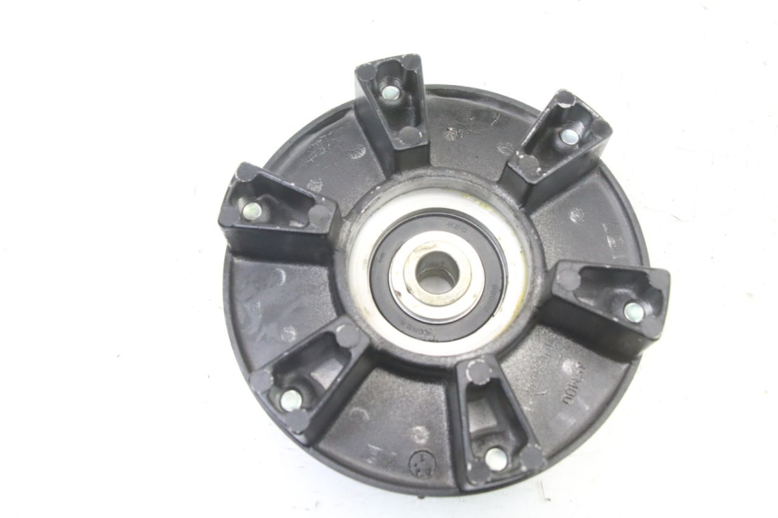 photo de SPROCKET MOUNT YAMAHA XJ6 600 (2008 - 2016) - Component detail