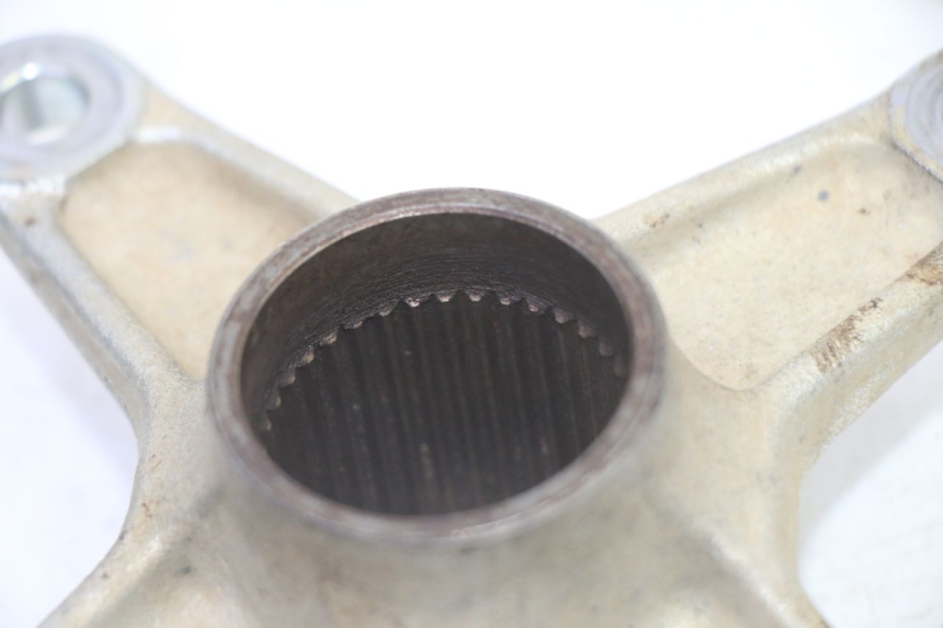 photo de SPROCKET MOUNT YAMAHA YFM R RAPTOR 250 (2008 - 2014) - Alternative perspective