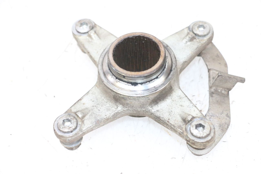 photo de SPROCKET MOUNT YAMAHA YFM R RAPTOR 250 (2008 - 2014) - Zoom on usage condition