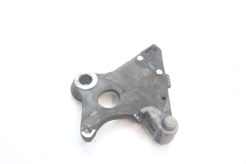 photo de REAR CALIPER BRACKET HONDA CB F HORNET 600 (2005 - 2006) - Alternative perspective